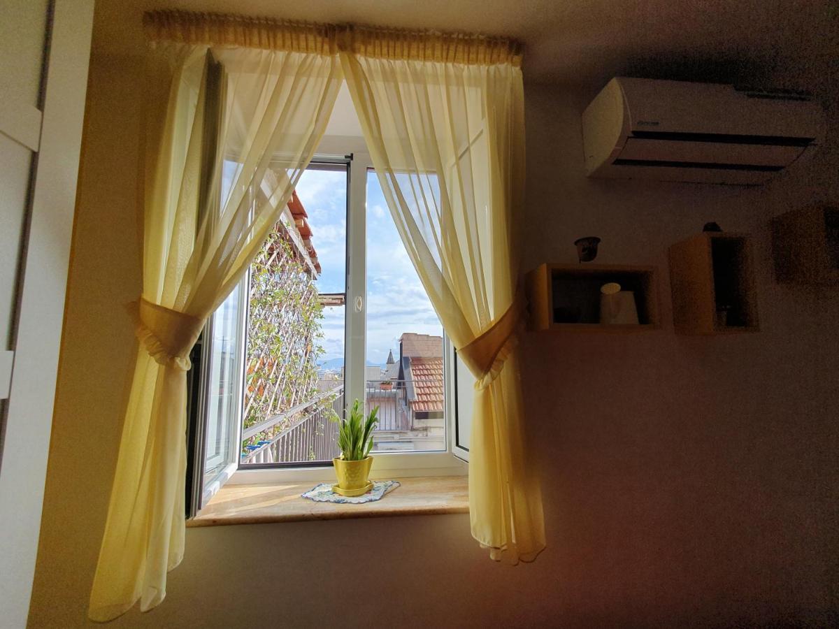 Camera Deluxe Matrimoniale/Doppia con Letti Singoli con Vista Mare