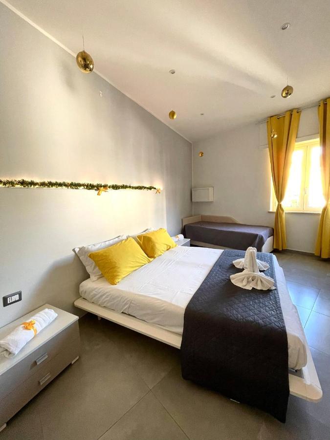 Camera Familiare con Bagno Privato