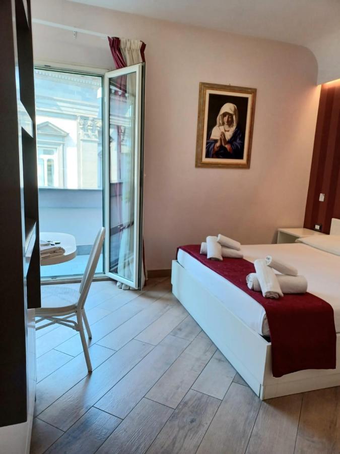 Deluxe Double or Twin Room,1351511359:JPEG