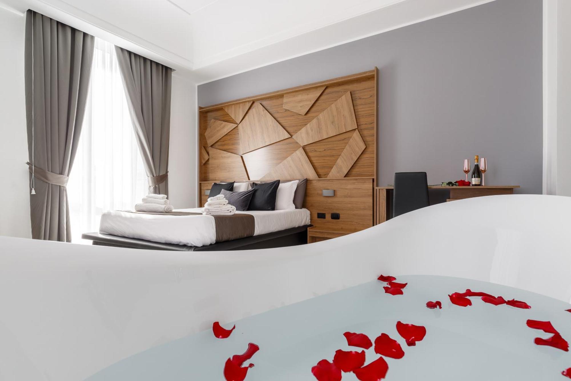 Suite with Mountain View,1165783476:JPEG