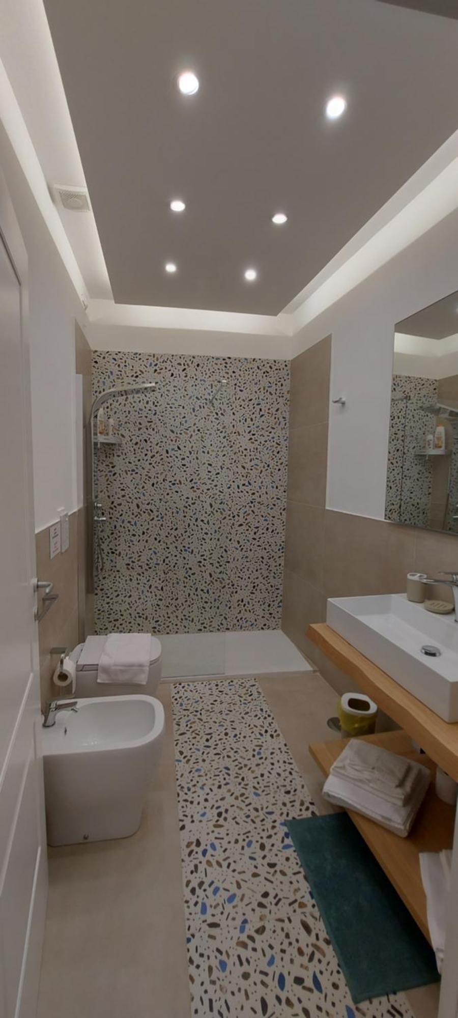 Deluxe Double Room,1559281276:JPEG