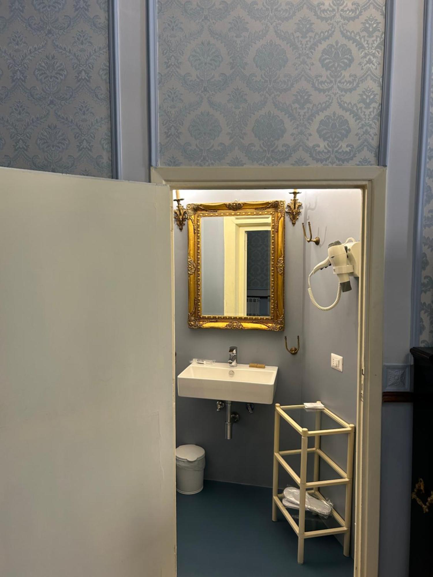 Superior Double or Twin Room,1742744683:JPEG