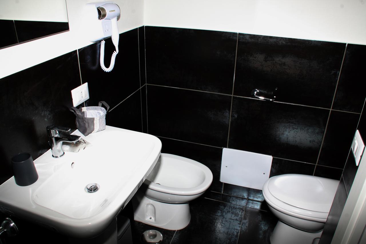 Triple Room Private Bathroom
