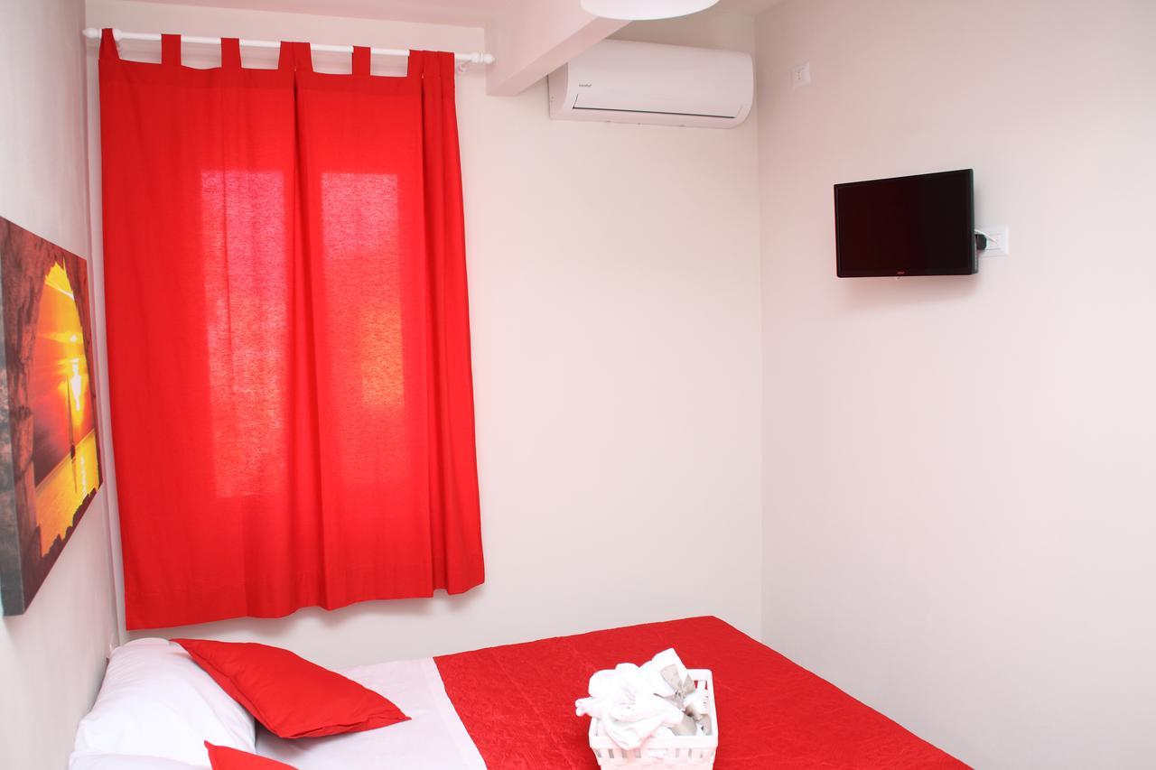 Double or Twin Room Private Bathroom