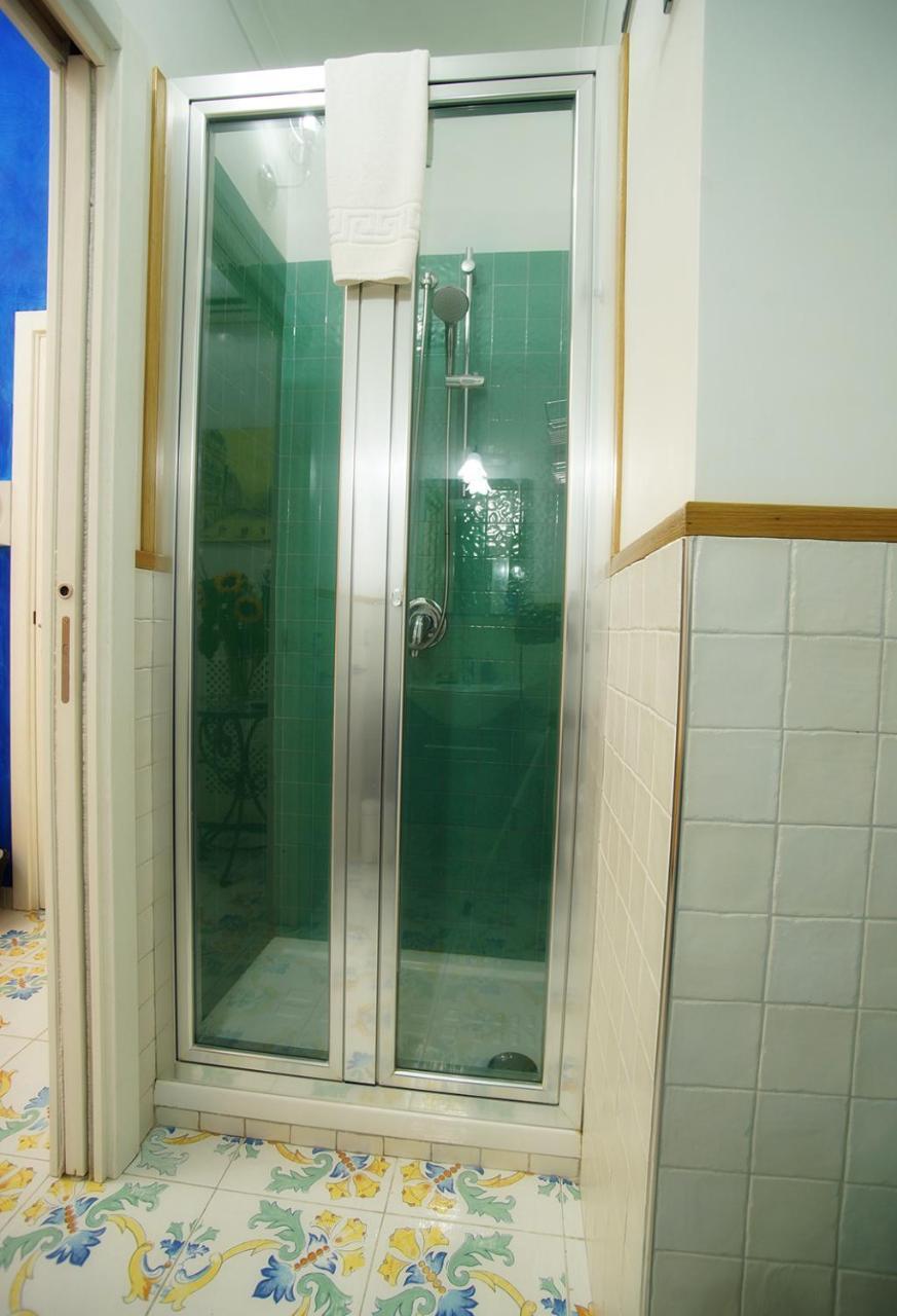 Double Room with Private Bathroom,743603194:JPEG