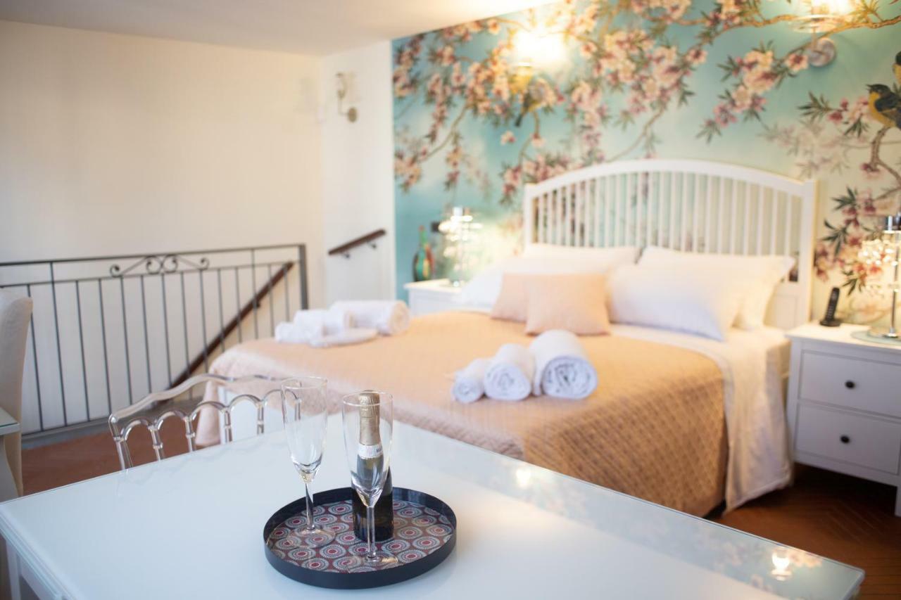Suite with Terrace,817356092:JPEG