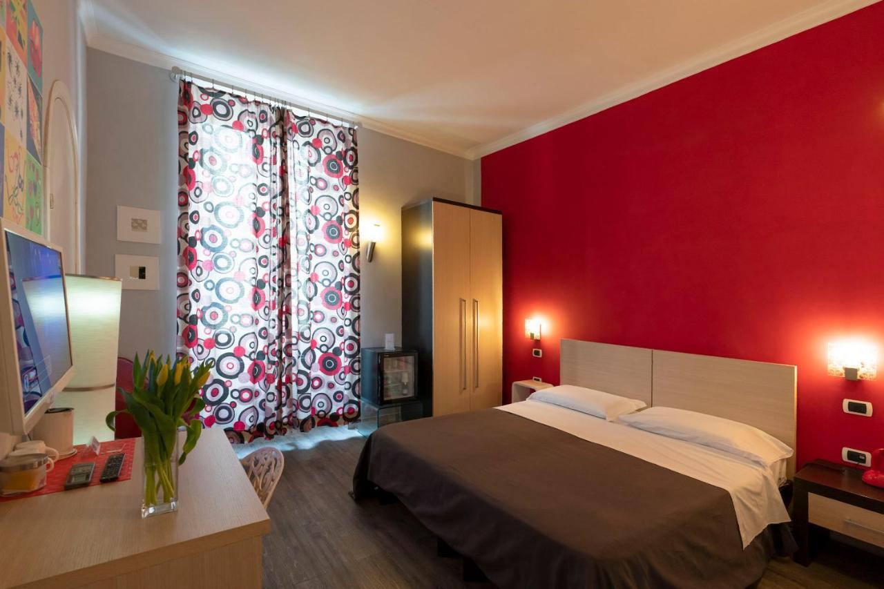 Standard Double or Twin Room,762212542:JPEG