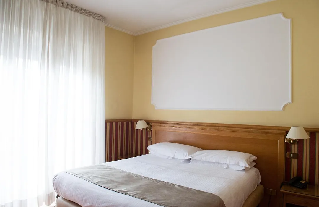 Hotel Leopardi-1