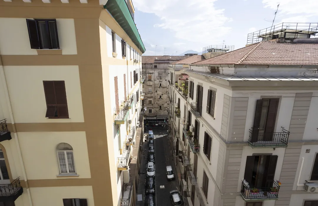 Giuly Suites & Rooms-1
