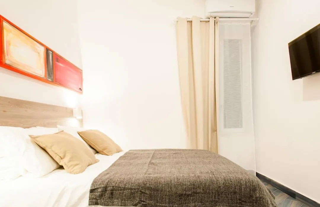 Demi Rooms-1