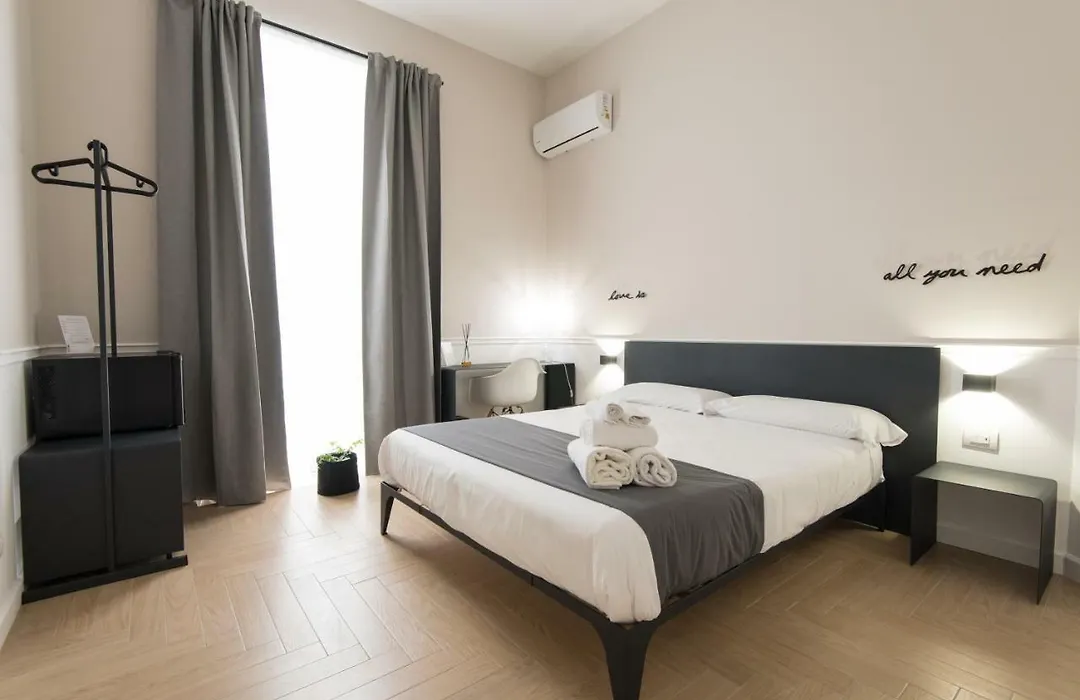 Five Boutique Rooms-1
