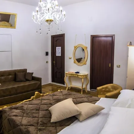 Hotel Des Artistes-2