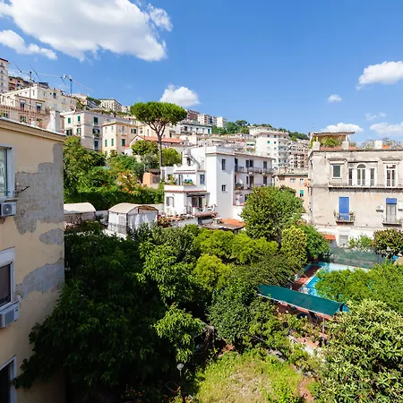 NapoliCentro Mare - Sea View Rooms&Suites-2