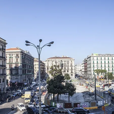 Napoli Garibaldi Square-2