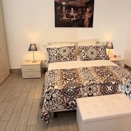 B&B Brothers Suite Vomero-2