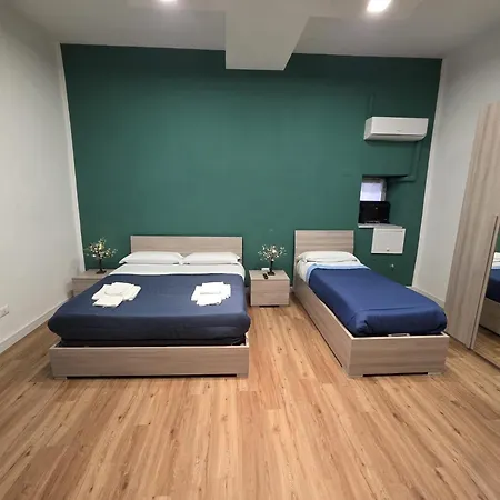 Vanzi Rooms-3