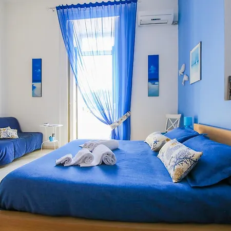 Bed&Breakfast Piazza Dante-2