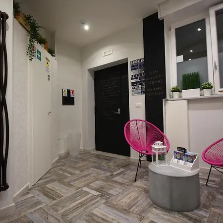 Recia Room-3
