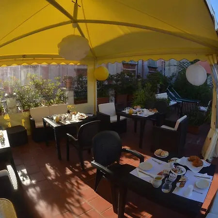 Bed&Breakfast I Vicoletti Di Napoli-3