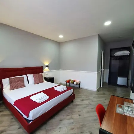 Dimorra Boutique Rooms-3