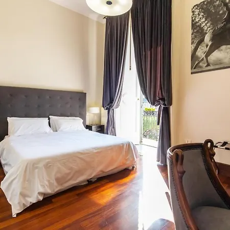 Gramsci Suites-3